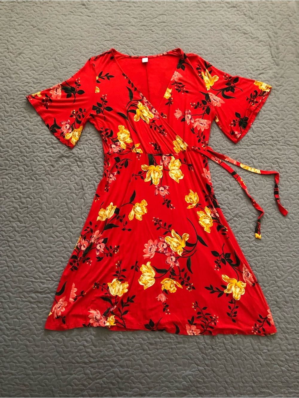 Old Navy Faux-wrap Floral Dress in Red - Elegant V-Neck Midi - Picture 2 of 4